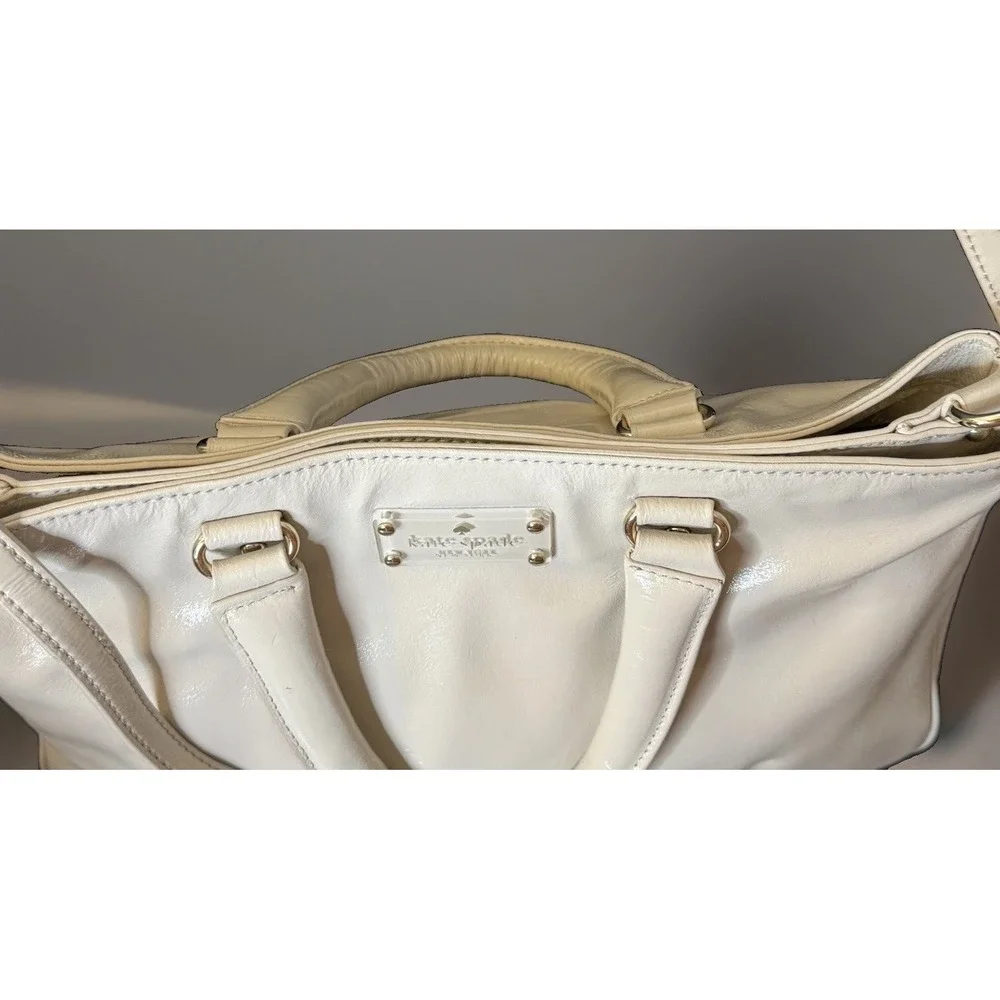 Kate Spade Fanfare Brette Cream Glazed Leather Crossbody Satchel Purse PXRU3017